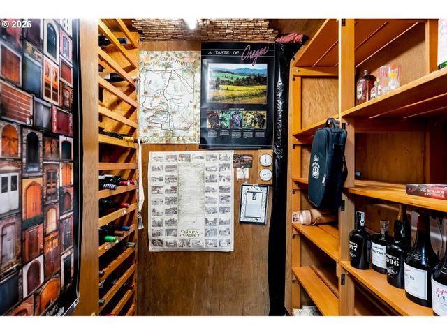 16 Sw CANBY St, Portland, OR 97219
