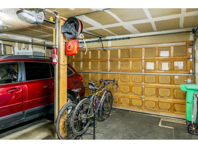 16 Sw CANBY St, Portland, OR 97219