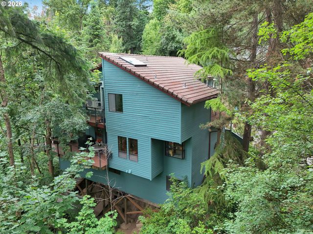 16 Sw CANBY St, Portland, OR 97219