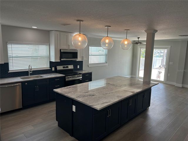 11110 1ST STREET E, Treasure Island, FL 33706