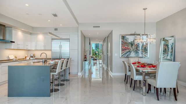 1155 N GULFSTREAM AVENUE 401, Sarasota, FL 34236