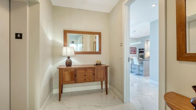 1155 N GULFSTREAM AVENUE 401, Sarasota, FL 34236