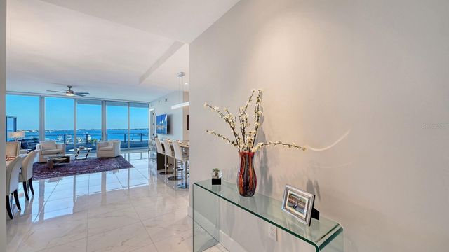1155 N GULFSTREAM AVENUE 401, Sarasota, FL 34236