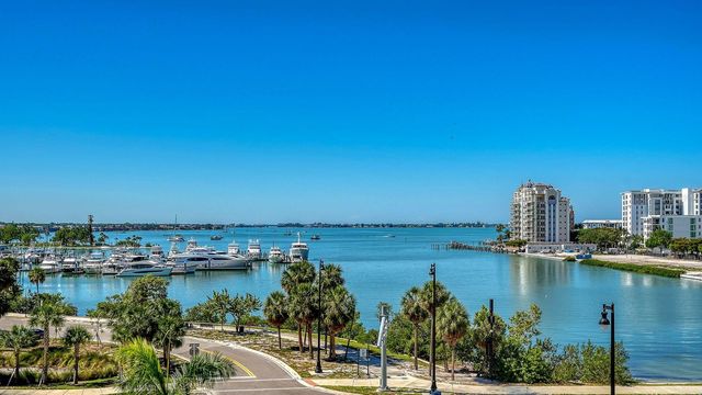 1155 N GULFSTREAM AVENUE 401, Sarasota, FL 34236