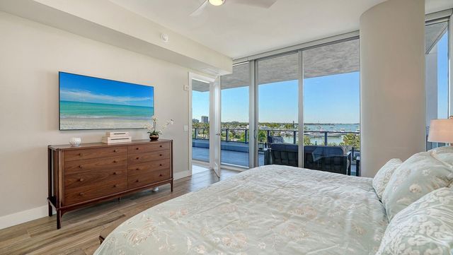 1155 N GULFSTREAM AVENUE 401, Sarasota, FL 34236
