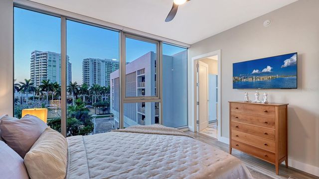1155 N GULFSTREAM AVENUE 401, Sarasota, FL 34236