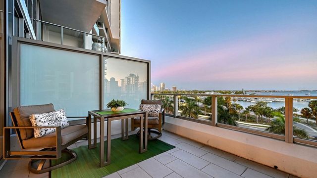 1155 N GULFSTREAM AVENUE 401, Sarasota, FL 34236