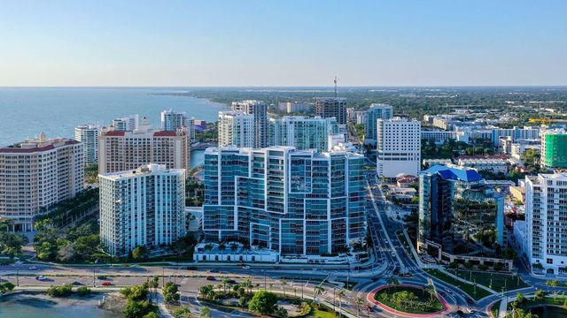 1155 N GULFSTREAM AVENUE 401, Sarasota, FL 34236