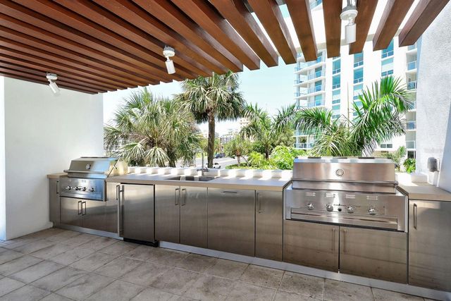 1155 N GULFSTREAM AVENUE 401, Sarasota, FL 34236
