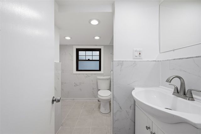 119 Harrison Ave, Avalon, PA 15202