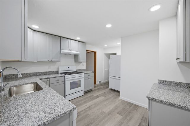 119 Harrison Ave, Avalon, PA 15202