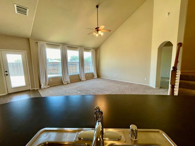 105 Canyon Court, Waxahachie, TX 75167