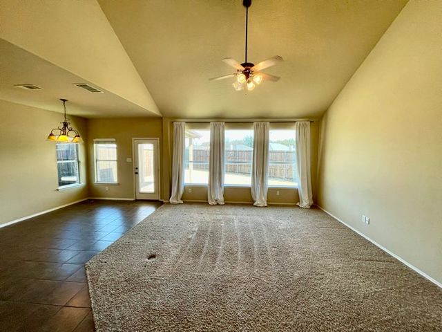 105 Canyon Court, Waxahachie, TX 75167