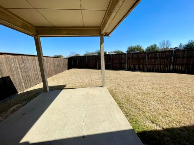 105 Canyon Court, Waxahachie, TX 75167