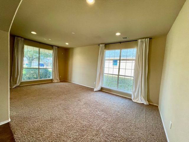 105 Canyon Court, Waxahachie, TX 75167
