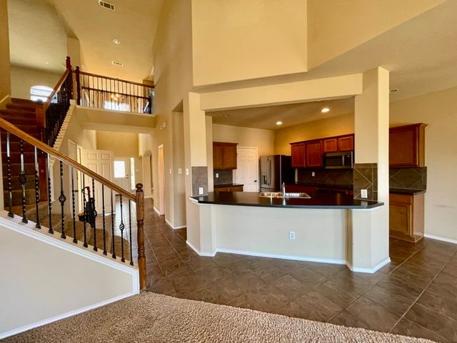 105 Canyon Court, Waxahachie, TX 75167
