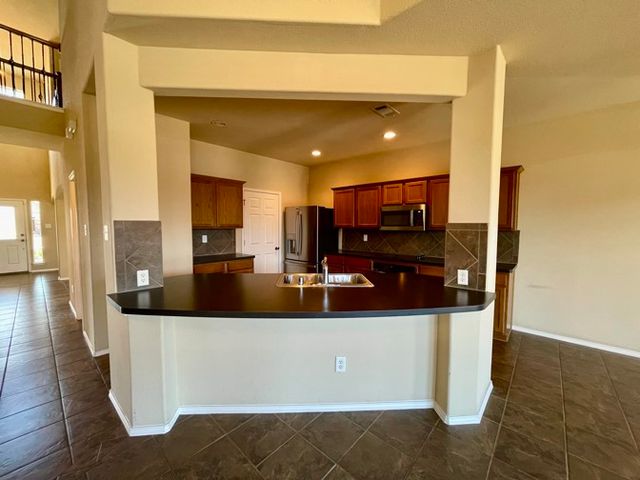 105 Canyon Court, Waxahachie, TX 75167