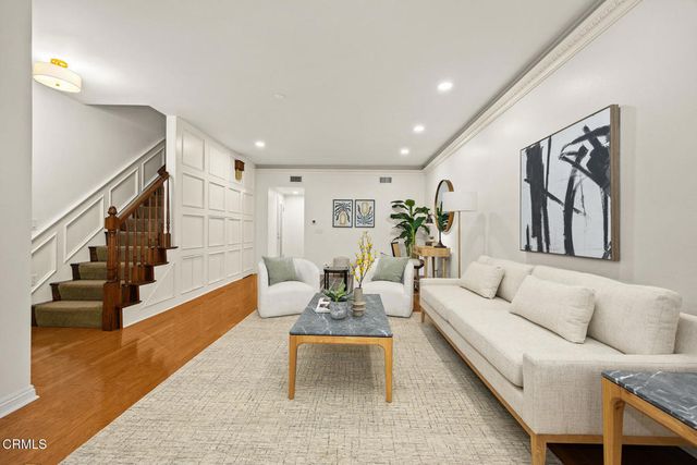 601 S El Molino Avenue, Pasadena, CA 91106