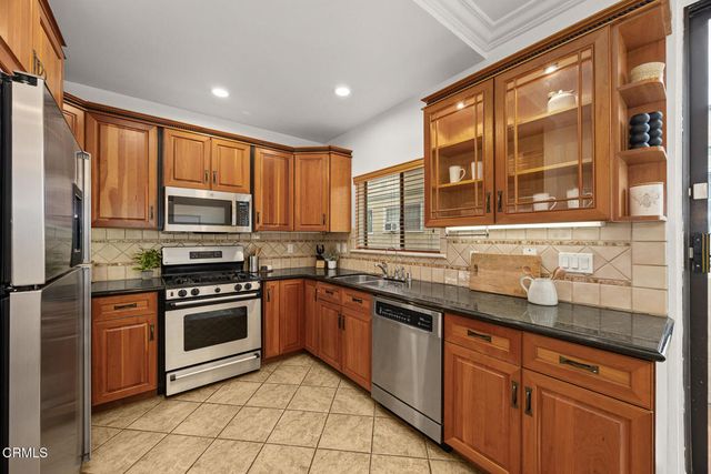 601 S El Molino Avenue, Pasadena, CA 91106