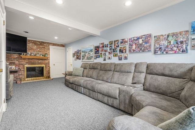 48 Gary Rd, Needham, MA 02494