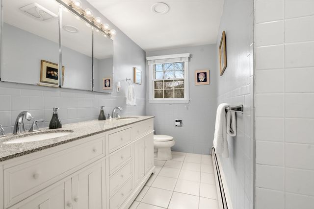 48 Gary Rd, Needham, MA 02494