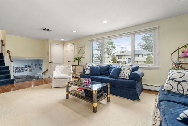 48 Gary Rd, Needham, MA 02494