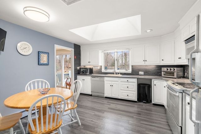 48 Gary Rd, Needham, MA 02494