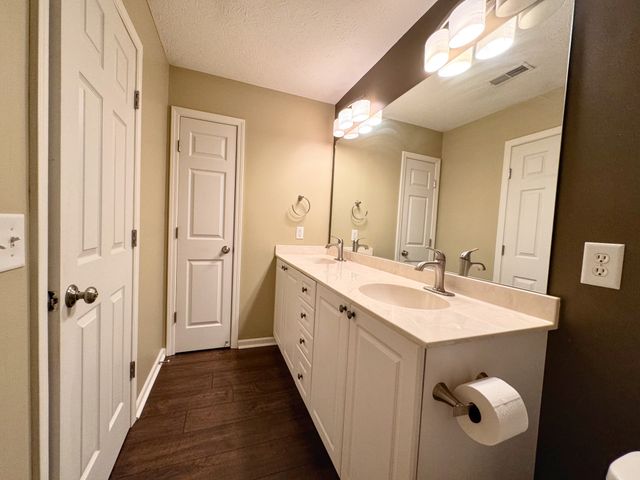 1036 Chesire Way, Gallatin, TN 37066