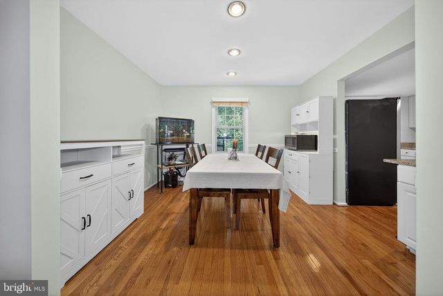 941 PAULSBORO DR, Rockville, MD 20850