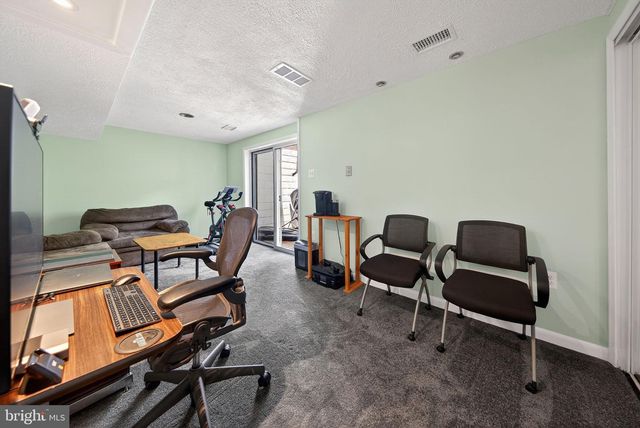 941 PAULSBORO DR, Rockville, MD 20850