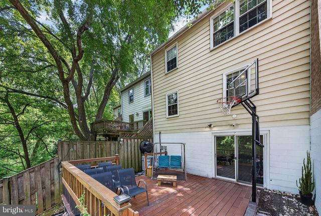 941 PAULSBORO DR, Rockville, MD 20850