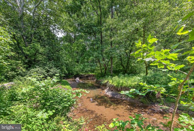 941 PAULSBORO DR, Rockville, MD 20850