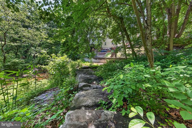 941 PAULSBORO DR, Rockville, MD 20850