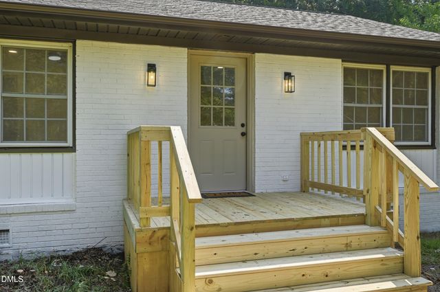 508 Crestview Drive, Durham, NC 27712