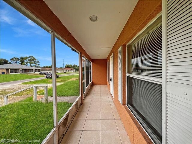 5231 27th ST SW, Lehigh Acres, FL 33973