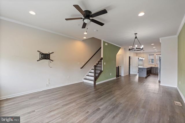 4963 VISTA GREEN LN, Lanham, MD 20706