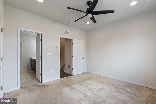 4963 VISTA GREEN LN, Lanham, MD 20706