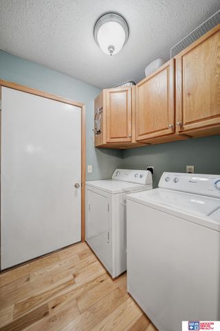 6505 Cascade Drive, Lincoln, NE 68504