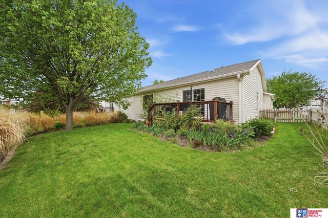 6505 Cascade Drive, Lincoln, NE 68504