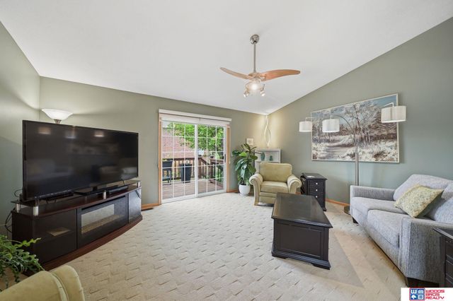 6505 Cascade Drive, Lincoln, NE 68504