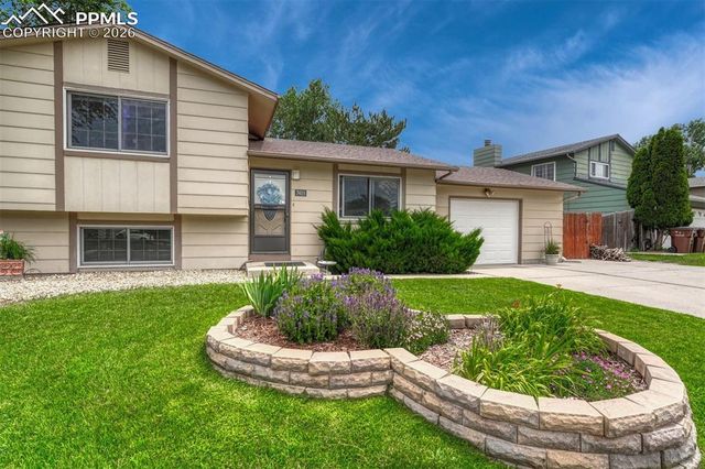 7418 River Bend Road, Colorado Springs, CO 80911