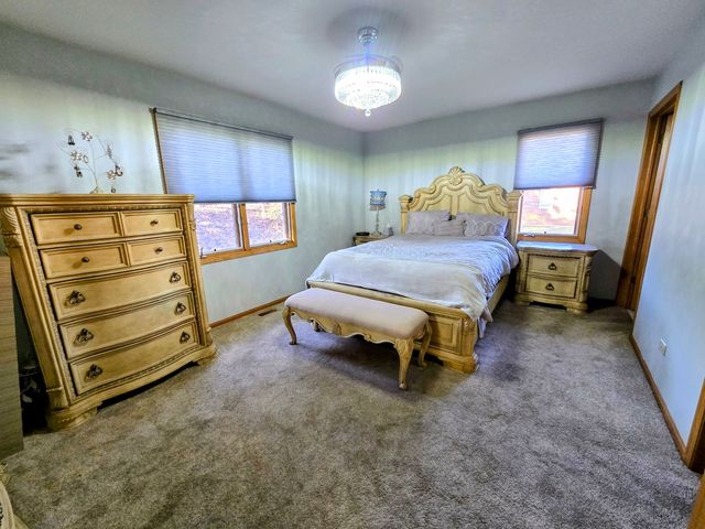 27106 S Fountainview Drive, Crete, IL 60417