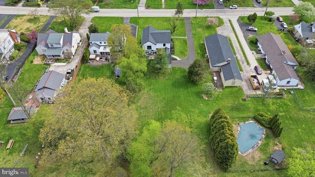 6321 E VALLEY GREEN RD, Flourtown, PA 19031