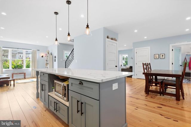 6321 E VALLEY GREEN RD, Flourtown, PA 19031