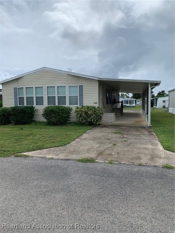 1608 SUNNY PINES Drive, Sebring, FL 33870