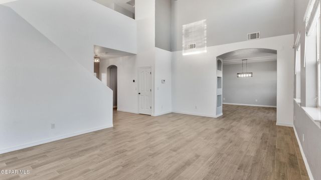 14388 High Rock Drive Drive, El Paso, TX 79938