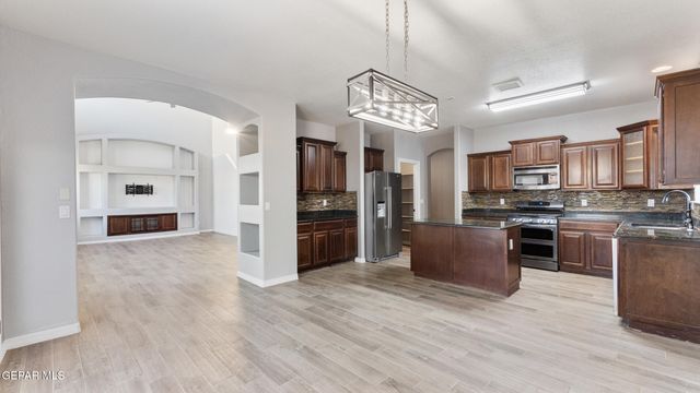 14388 High Rock Drive Drive, El Paso, TX 79938