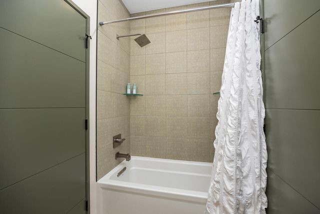 3465 Palmer Drive, Saugatuck, MI 49453