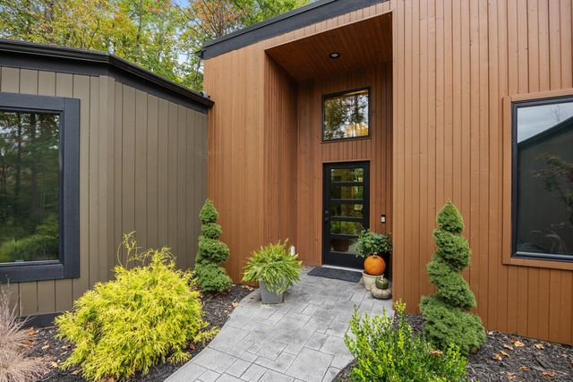 3465 Palmer Drive, Saugatuck, MI 49453