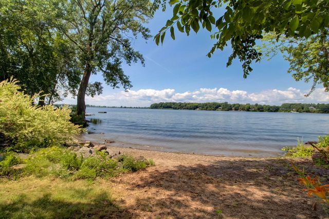 1160 Blockhouse Point Road, North Hero, VT 05474